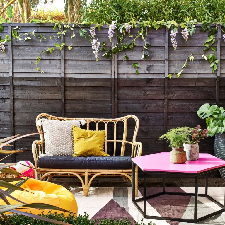 Rust-Oleum Shop -Rust-Oleum Shop cuprinol 5 year ducksback black matt fence shed treatment 5l5010212619360 01i bq 768x768 1