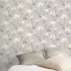 GoodHome Leuzea Grey Floral Smooth Wallpaper 9 GoodHome Leuzea Grey Floral Smooth Wallpaper -Rust-Oleum Shop goodhome leuzea grey floral smooth wallpaper3663602561255 01i bq