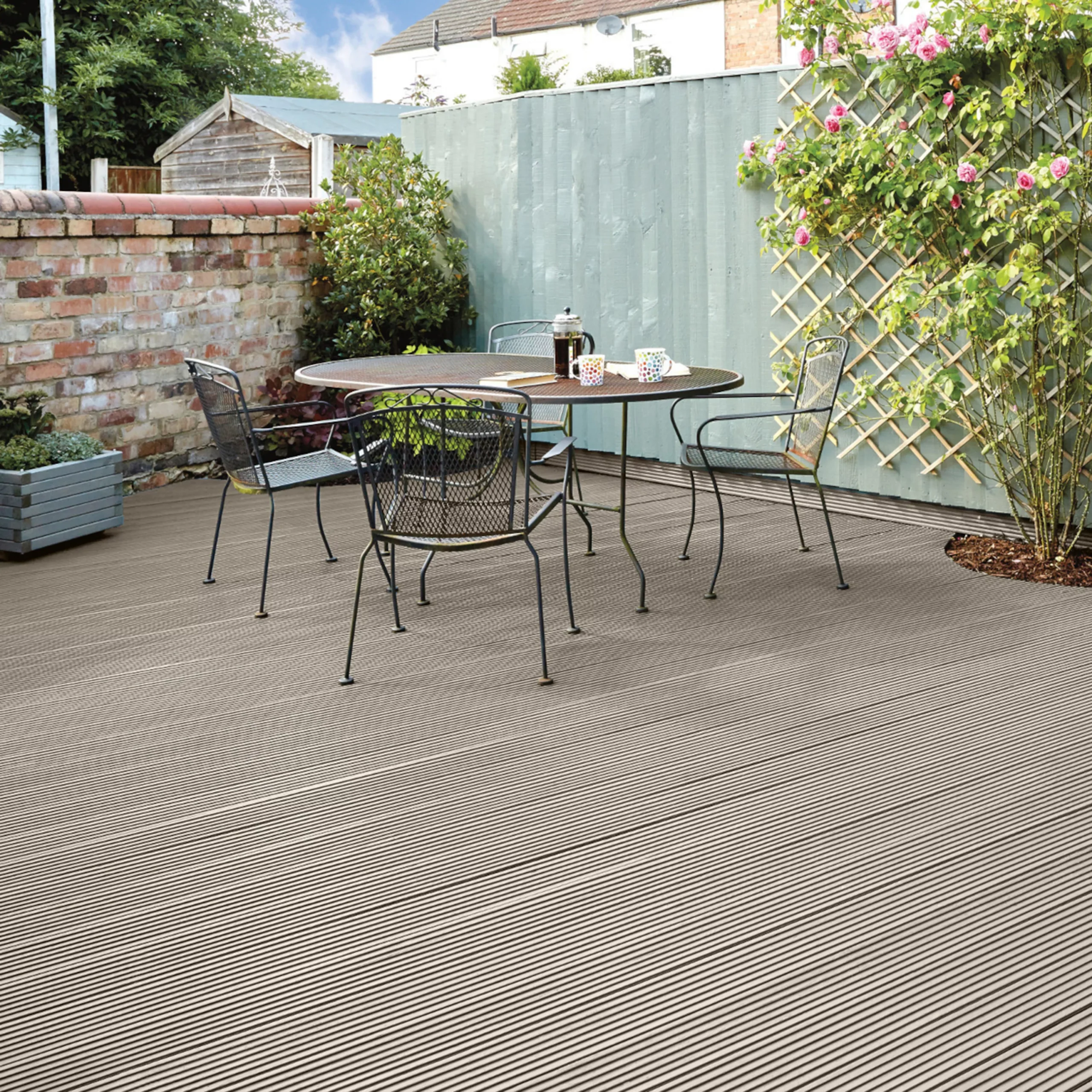 Ronseal Ultimate Protection Matt Warm Stone Decking Paint, 2.5L 4 Ronseal Ultimate Protection Matt Warm Stone Decking Paint, 2.5L - Image 2