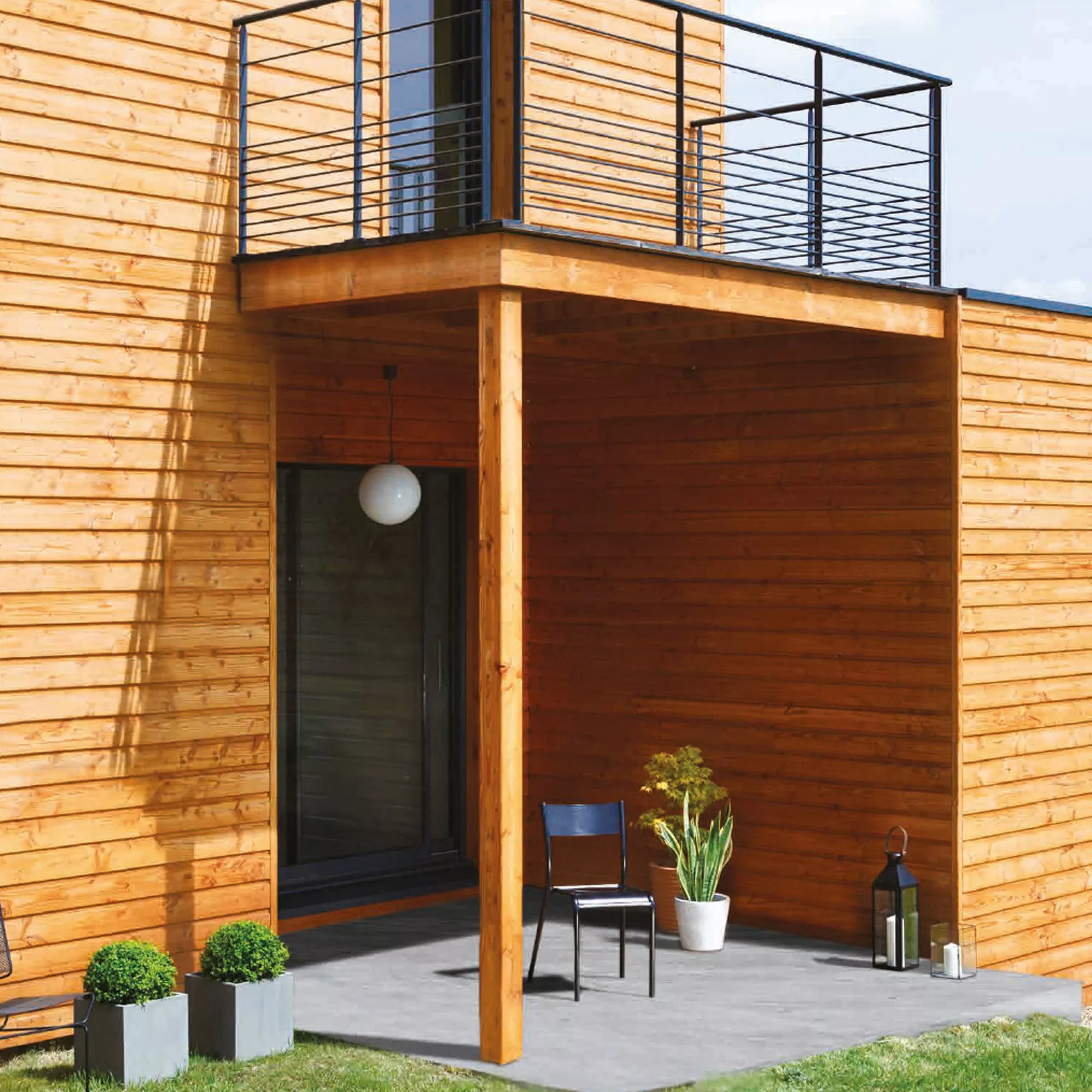 V33 High Protection Mahogany Mid Sheen Wood Stain, 750ml 5 V33 High Protection Mahogany Mid Sheen Wood Stain, 750ml - Image 3